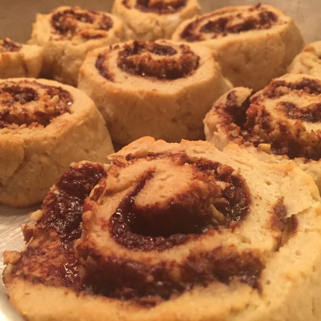 Caramel-Pecan Sticky Rolls﻿